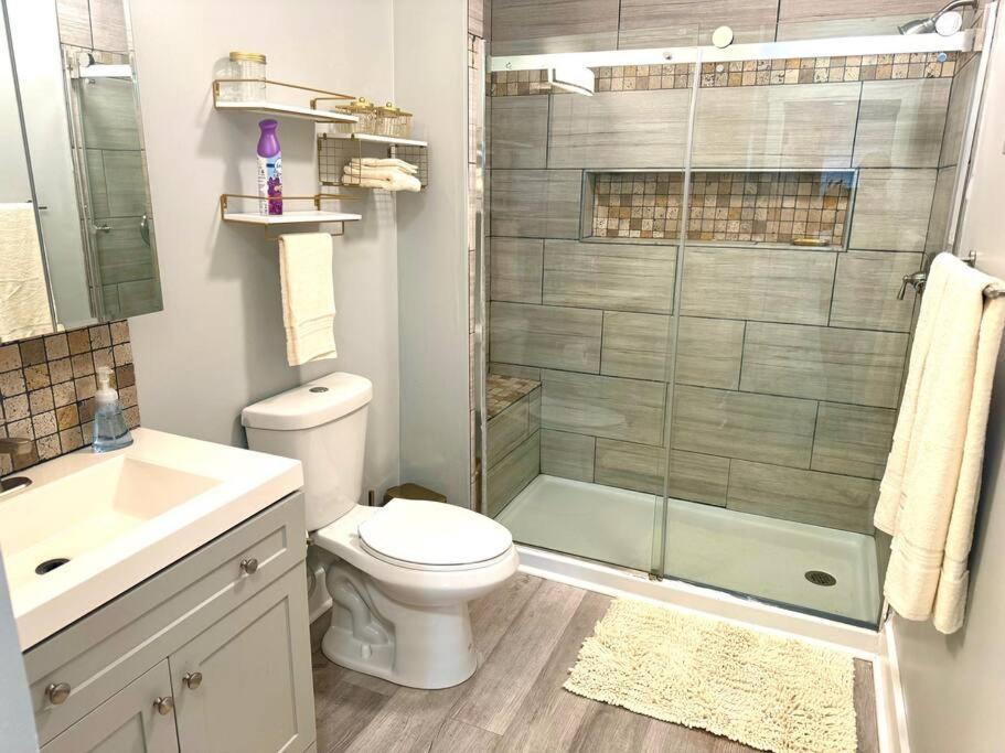 Little House On 47Th Apartment คลีฟแลนด์ ภายนอก รูปภาพ