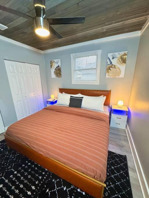 Little House On 47Th Apartment คลีฟแลนด์ ภายนอก รูปภาพ